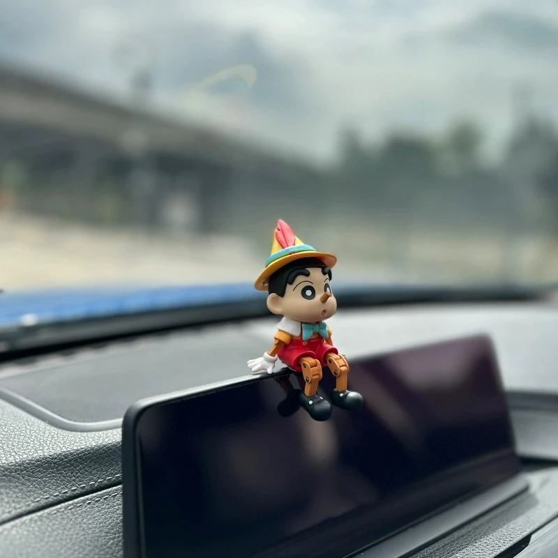 可爱匹诺曹小新汽车中控台摆件卡通车载屏幕公仔治愈系车内装饰品