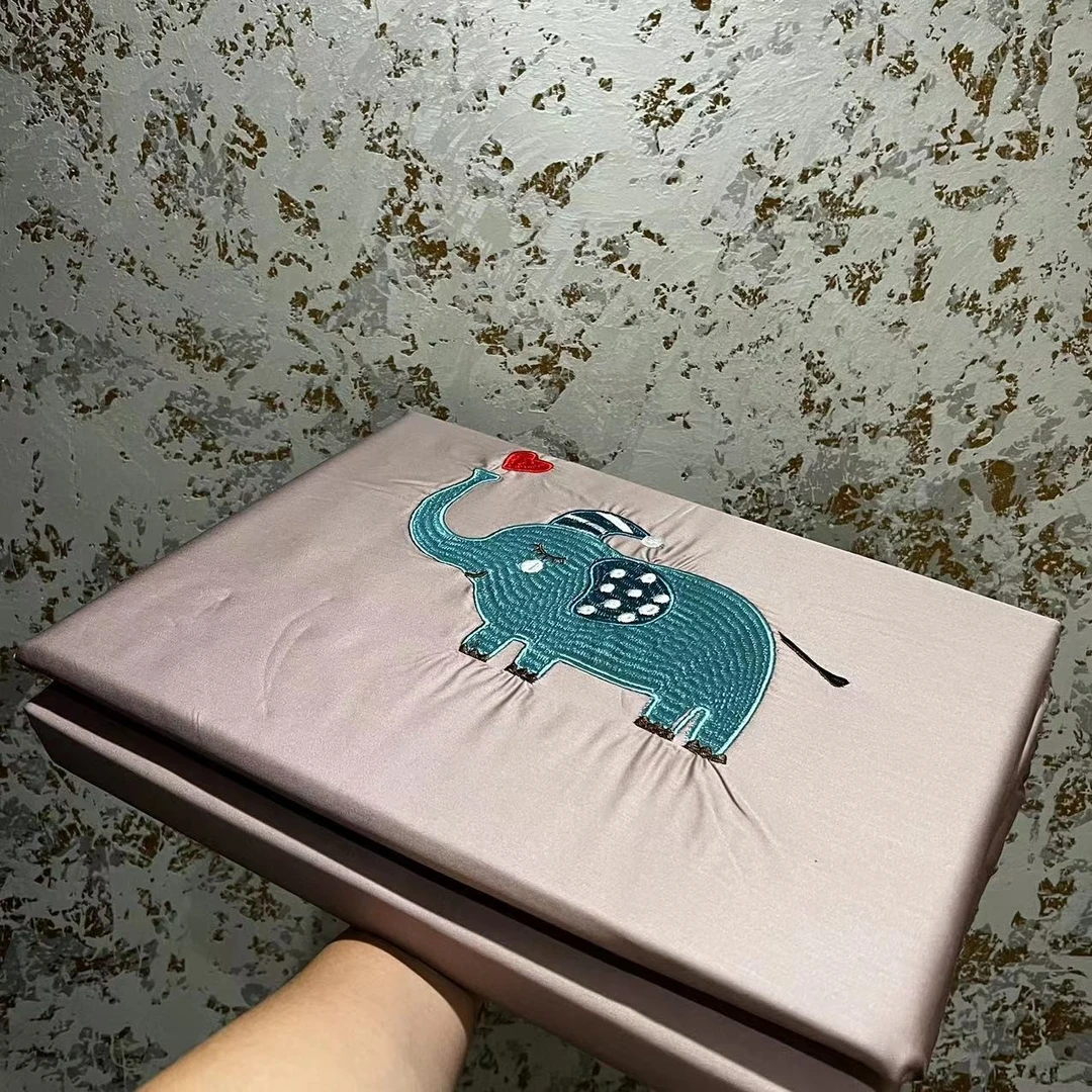 全棉贡缎 超100s 床笠款四件套-小象刺绣