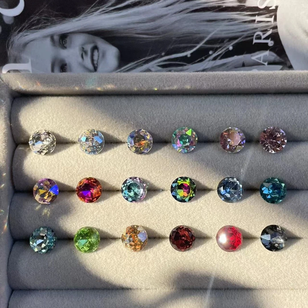 钛钢耳饰 超闪爆闪大钻耳蜗钉耳骨钉螺丝拧扣耳钉女甜酷ins潮耳饰