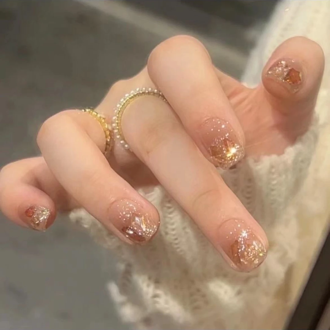 【暮色沙滩】裸色冰透温柔显白穿戴甲 爆闪碎钻美拉德风