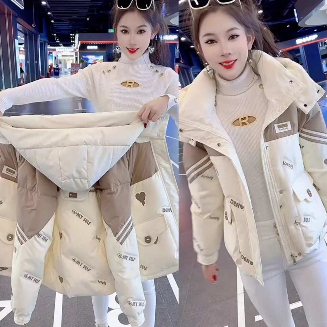 艾菜依羽绒服高品质白鸭绒羽绒服刺绣爱心短外套2023冬新款连帽小