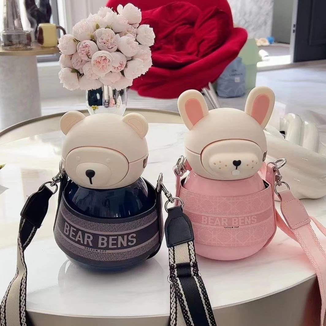 【小慧专属】熊本士摩登朋友吸管保温杯高颜值可爱大容量850ML