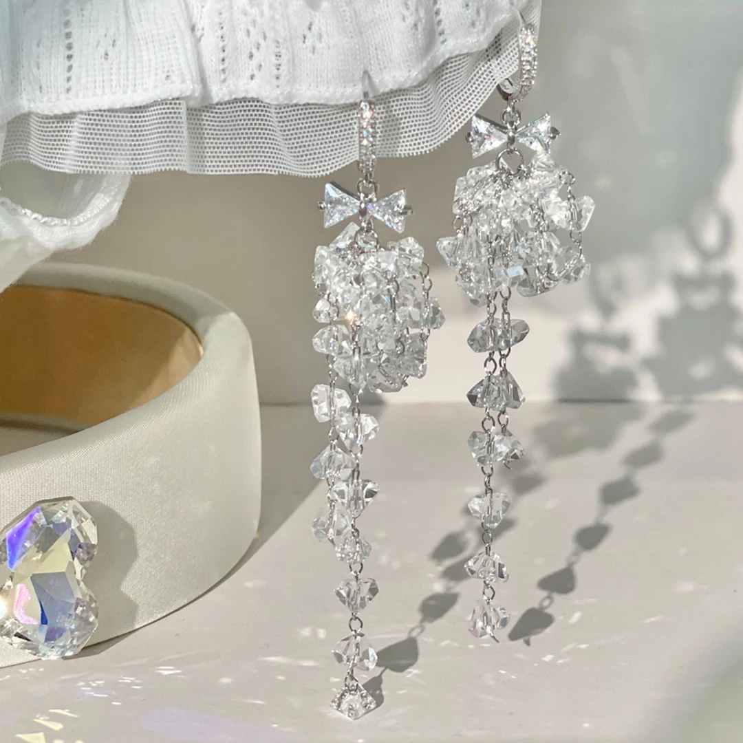 铜合金合成锆石耳饰 氛围感美女~甜美温柔粉色流苏耳环女轻奢耳扣