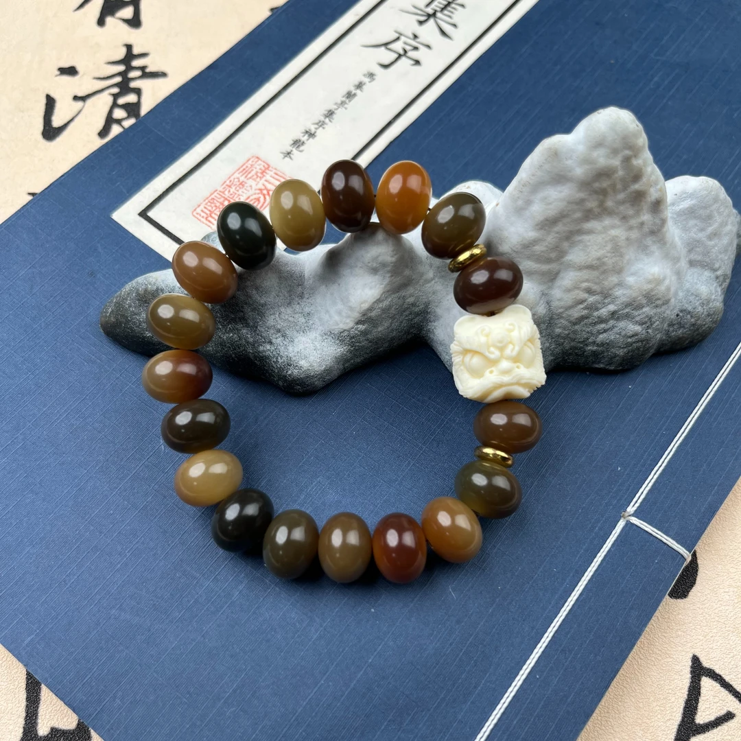 敦煌单圈配象牙果醒狮