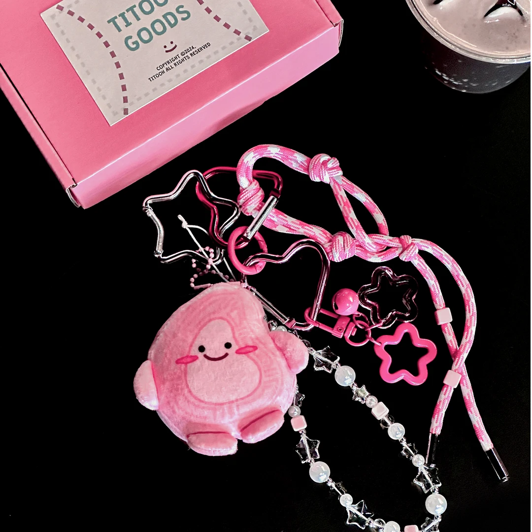 原创红桃妹妹包挂钥匙扣小众miu系包包挂件 小众多巴胺编织挂绳