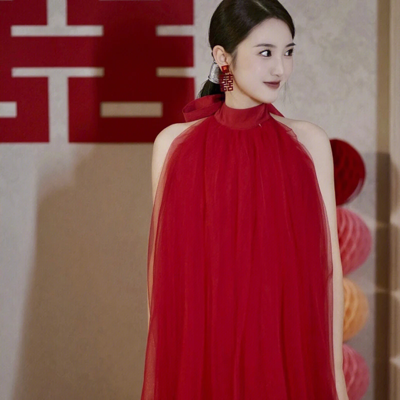 晨袍女高级感超仙新娘出门纱挂脖敬酒服晨拍喜庆年会红色轻婚纱裙
