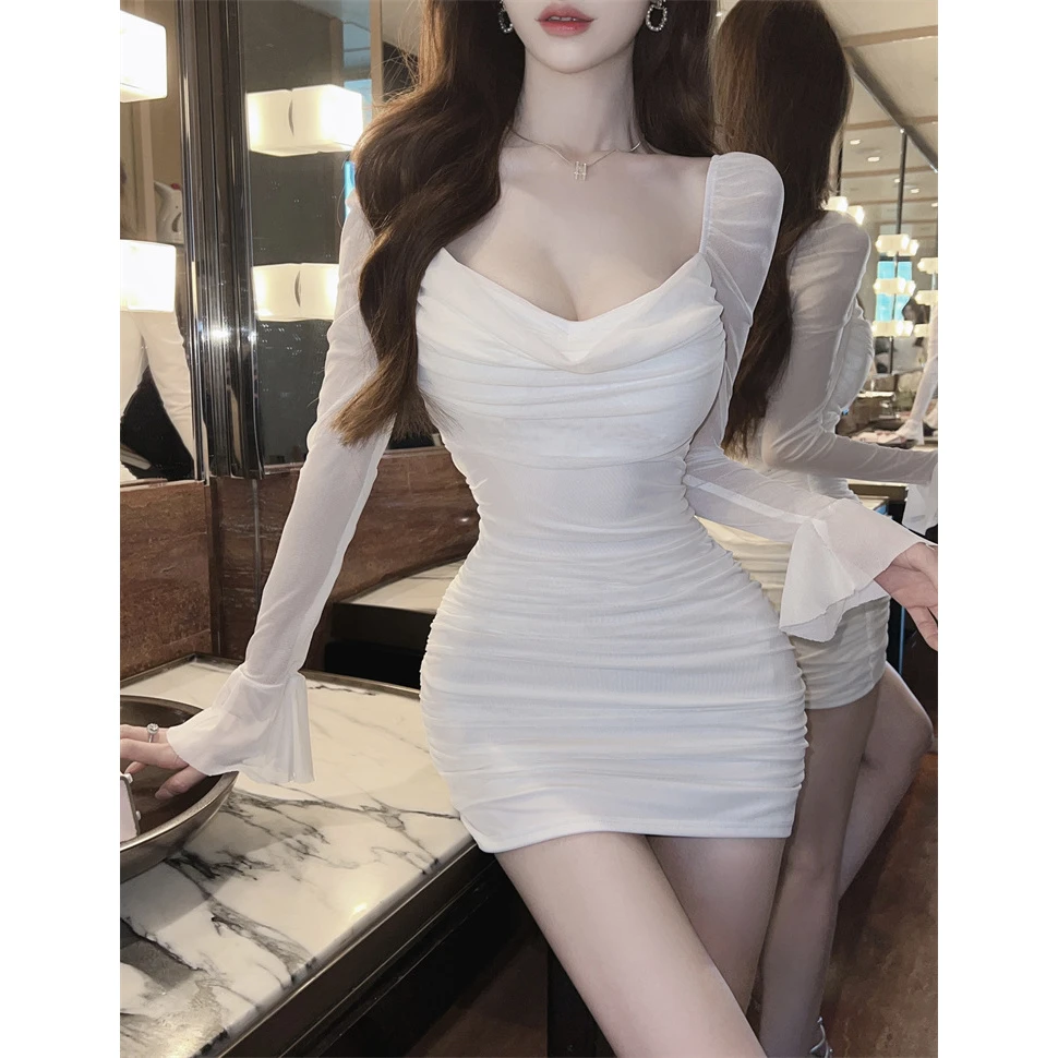 气质辣妹修身网纱喇叭袖方领木耳荷叶边收腰褶皱连衣裙