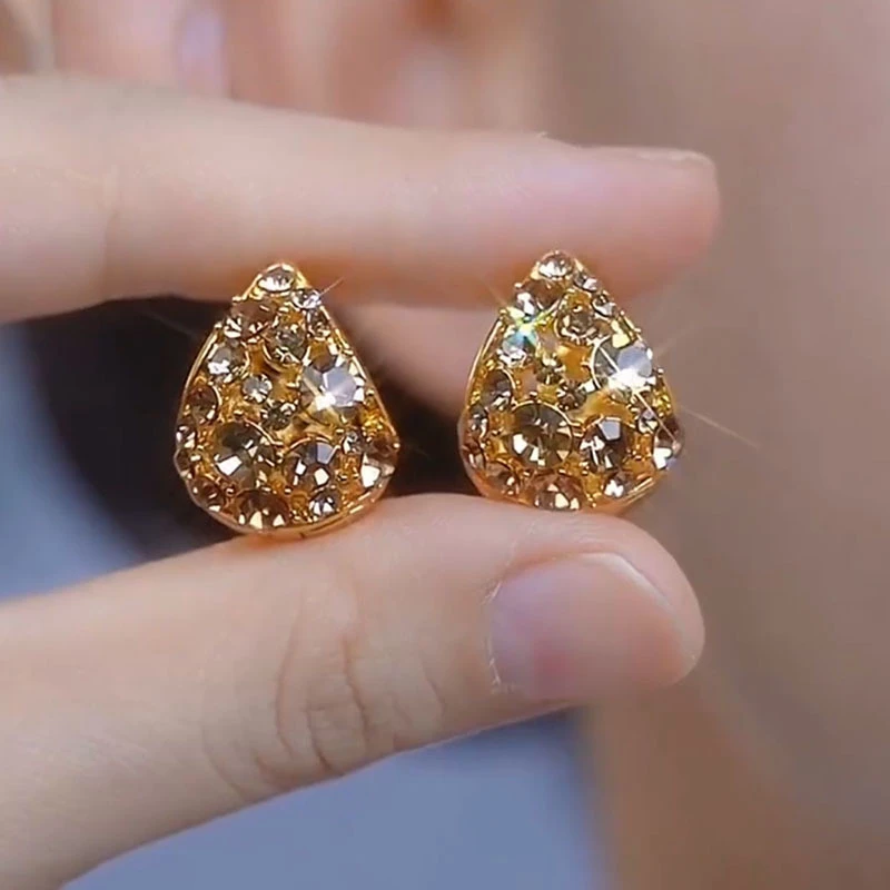 铜合金耳饰 新潮高级感耳扣小众独特轻奢耳环气质时尚百搭耳饰品