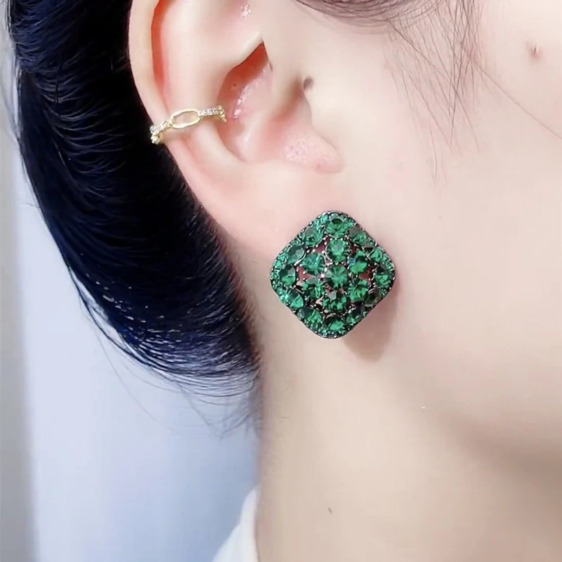 合金耳饰 耳钉2025新款爆款高级感耳环秋冬高级感时尚气质耳饰品