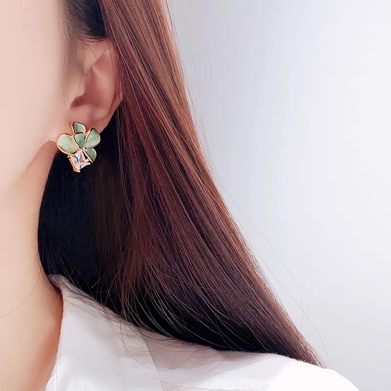 铜合金耳饰 复古清新滴釉绿色花朵耳钉纹理感时尚温柔耳饰E991