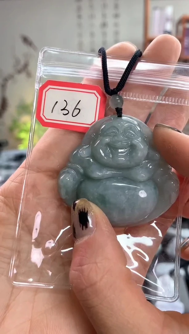 【闪购商品】翡翠吊坠(赠链)未镶嵌佛公136