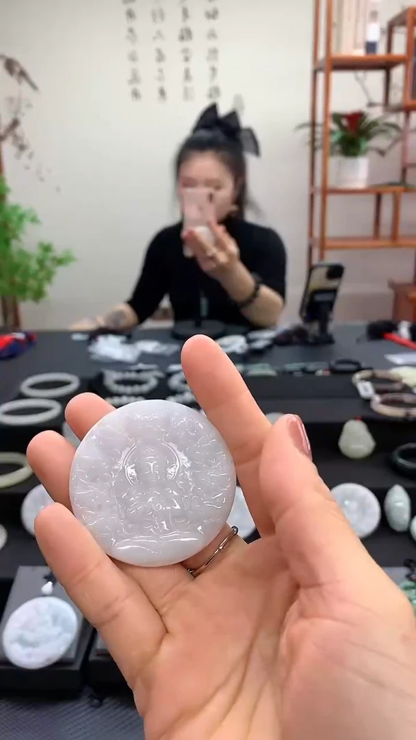 【闪购商品】翡翠颈饰未镶嵌大日如来