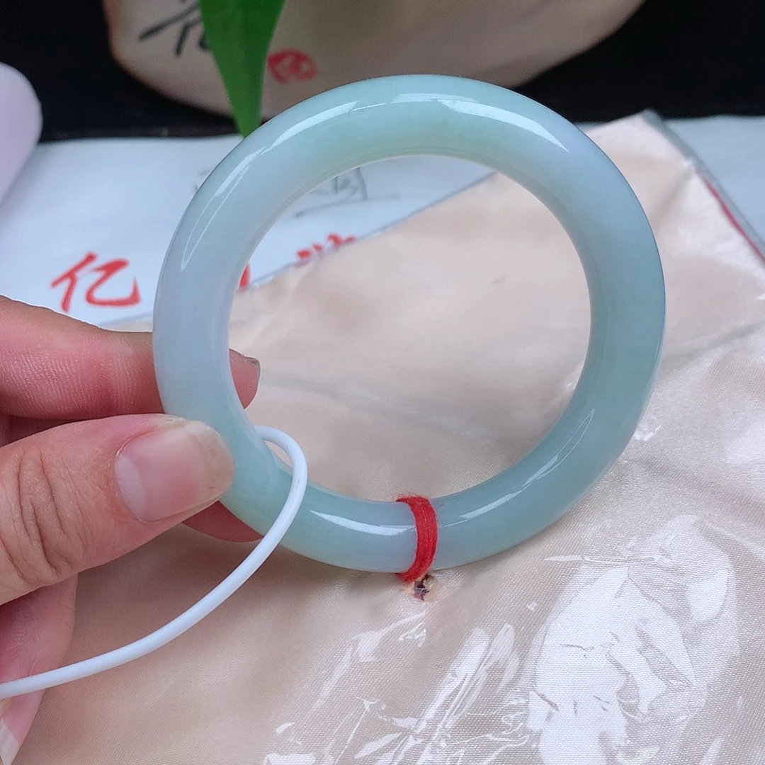 翡翠手镯未镶嵌55/56圆条