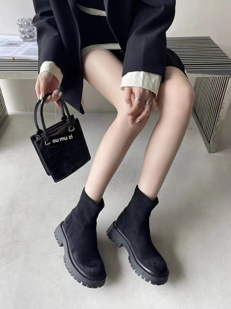 门店299！粗跟短筒靴女秋冬新款百搭绒面圆头套筒瘦瘦靴子57016