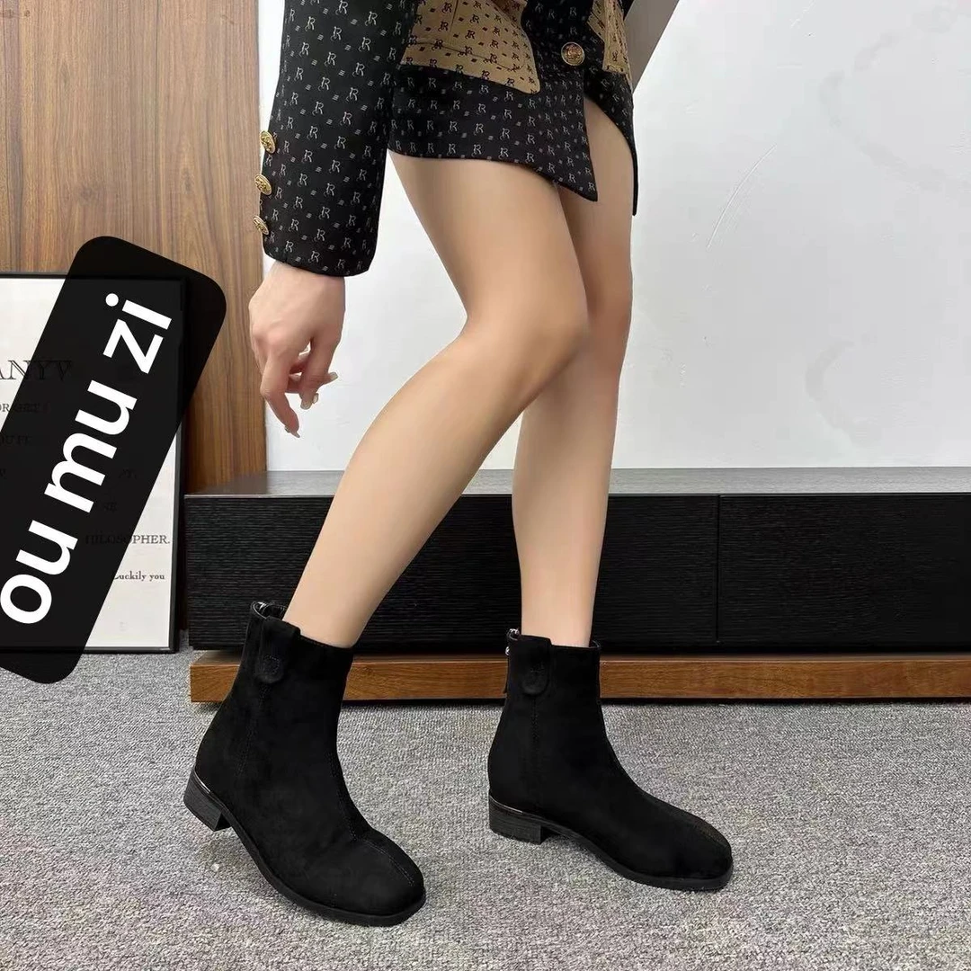 门店388！秋冬靴韩系小众复古方头时尚低跟后拉链绒面短靴 85357