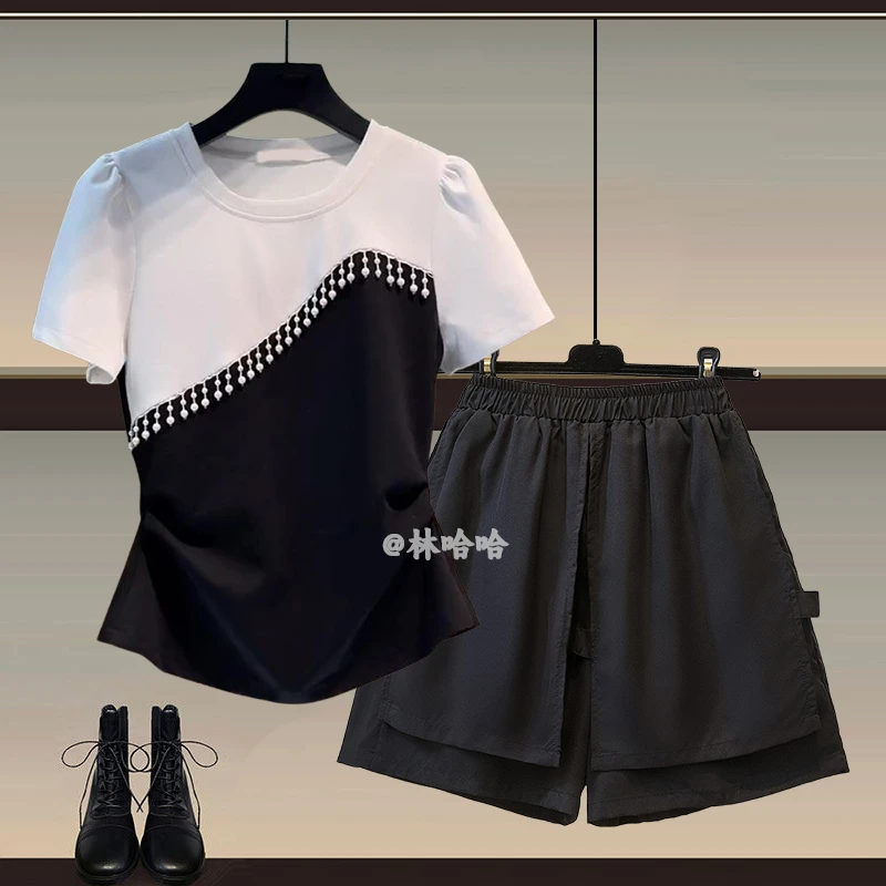 夏季2025年新款时尚女装短袖上衣T恤搭配显瘦休闲宽松短裤两件套