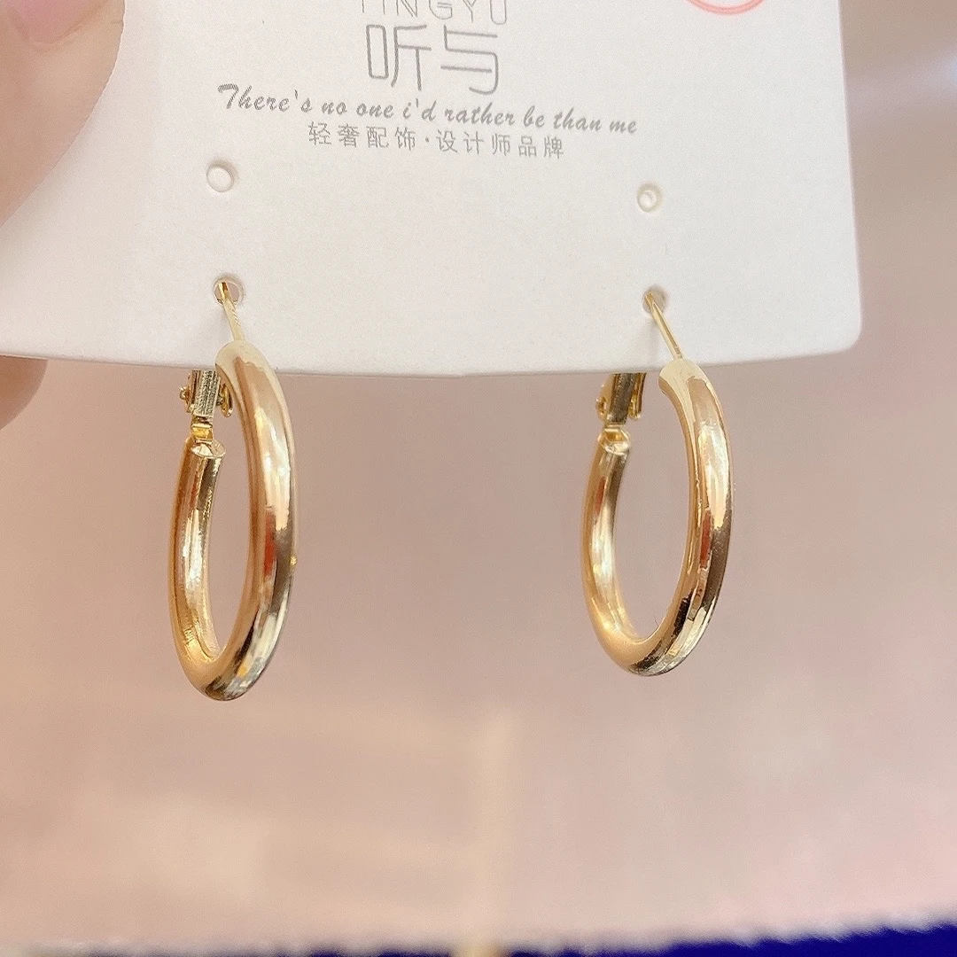 铜合金无非金属耳饰 简约设计直径2厘米中圈耳环59号