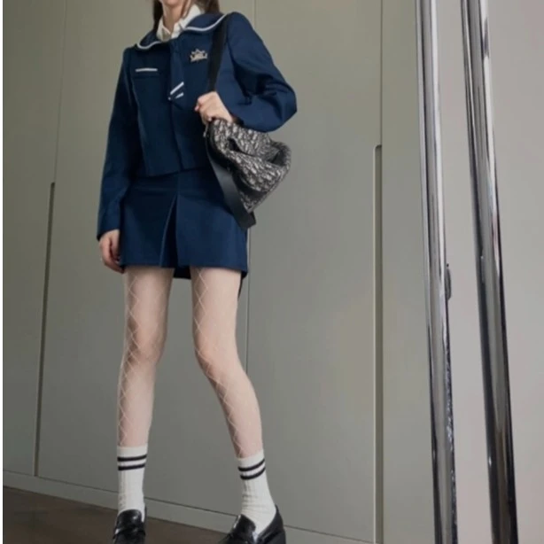 ishui-蓝色水手服套装-百褶时尚气质春夏海军百搭设计师秋季
