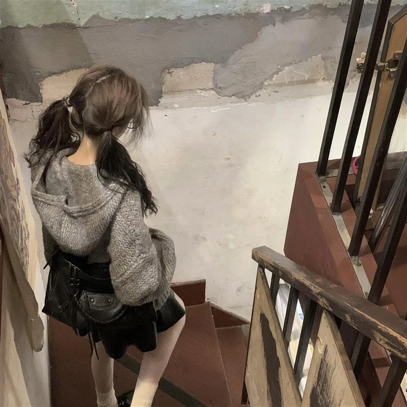 ishui-奶里奶气套头毛衣-灰色麻花连帽宽松慵懒风中长款小众