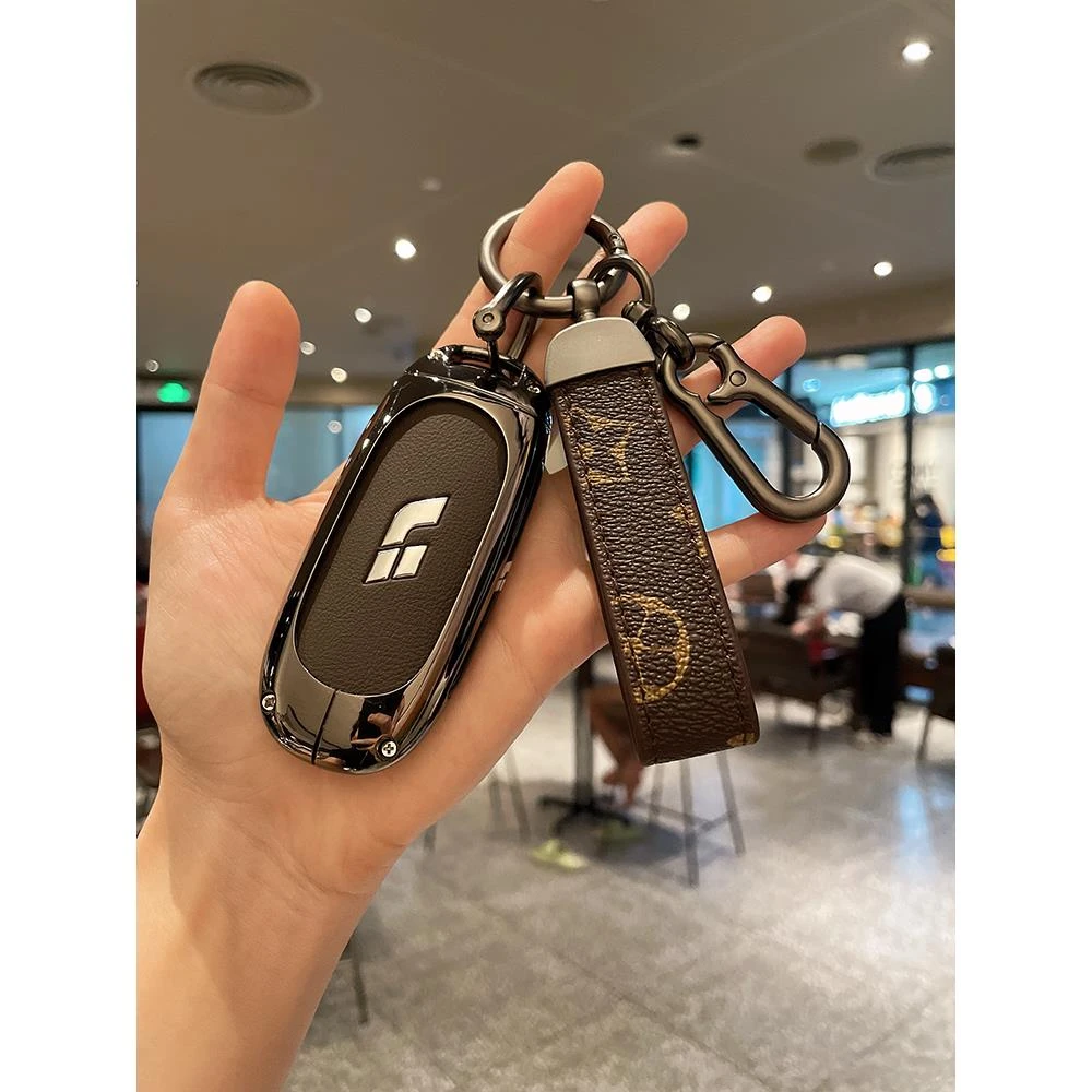 专用理想L9钥匙套2024款新L6/L7/L8/MEGA高档车钥匙壳扣男女真皮