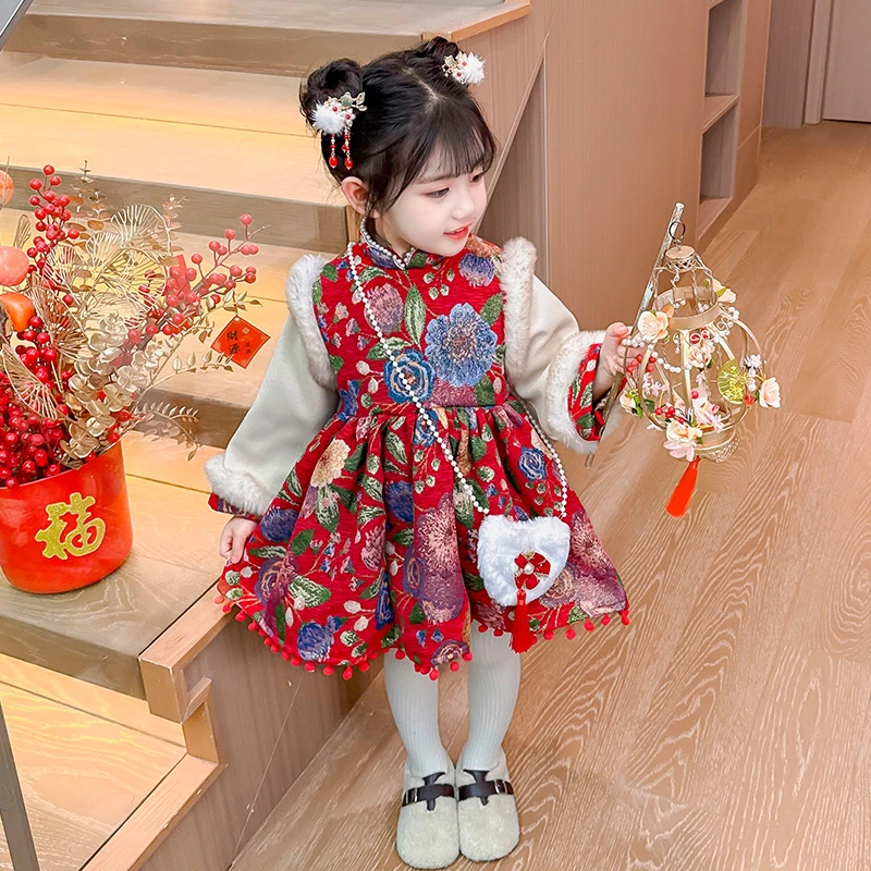 女童唐装国风新年裙子冬季新款洋气时尚女宝宝喜庆珍珠拜年旗袍裙