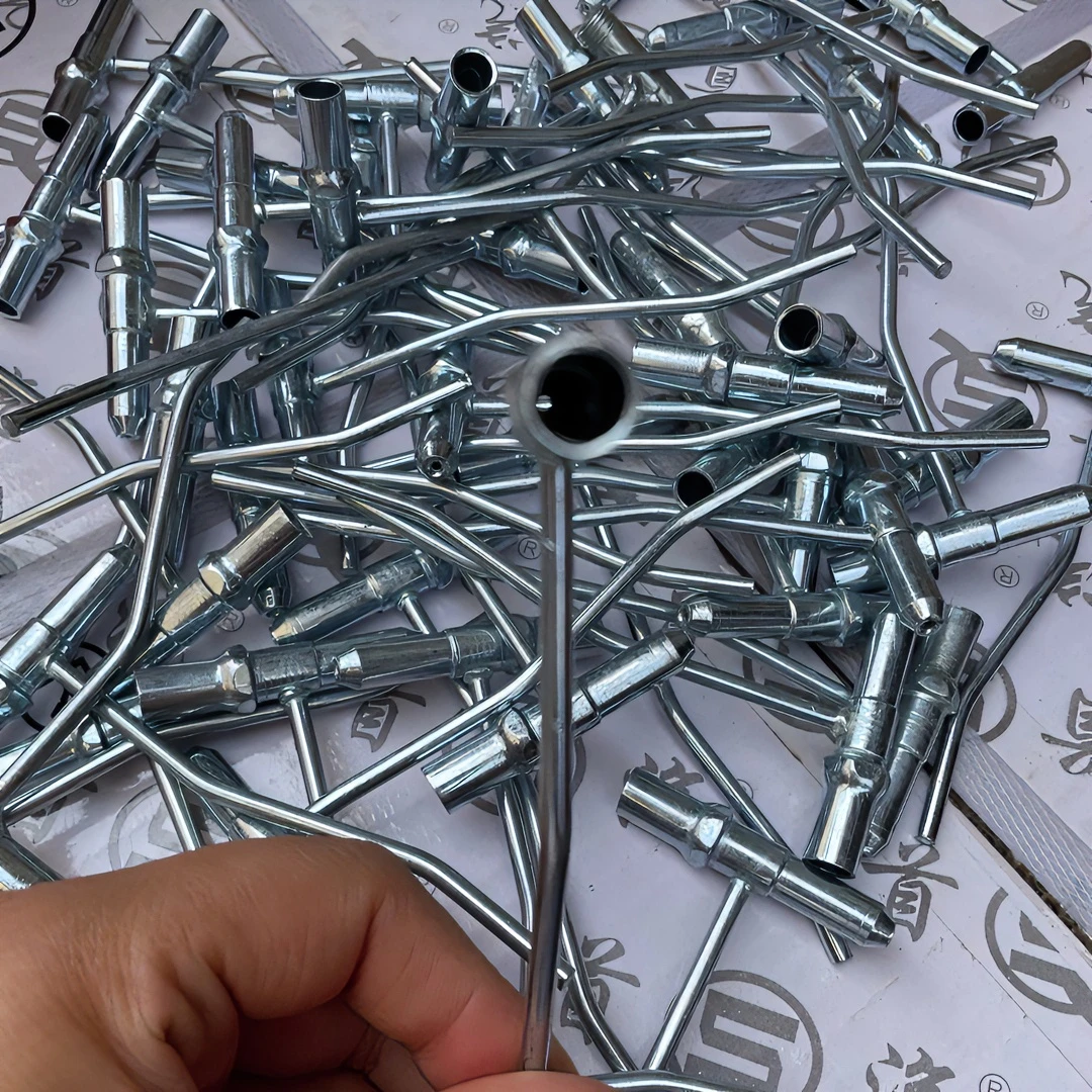 货车淋水罐车专用喷水头系列，都带U型支架