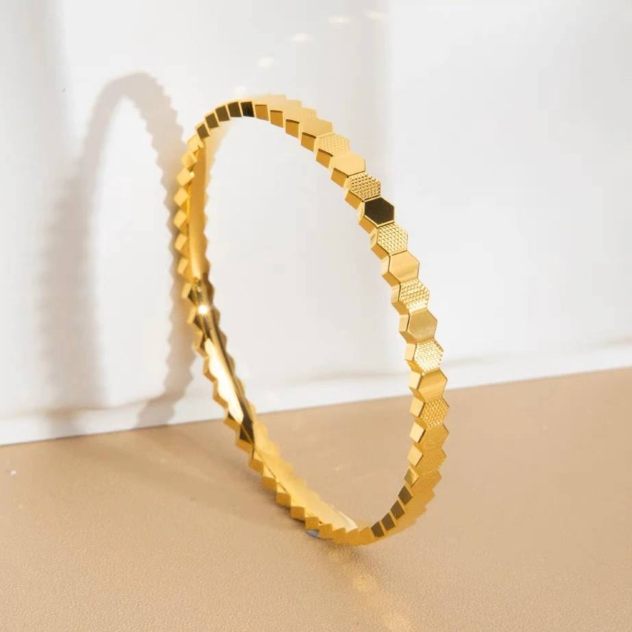 足金999 实心蜂巢5G黄金时尚新潮金镯子黄金手镯足金手镯 SZ30187