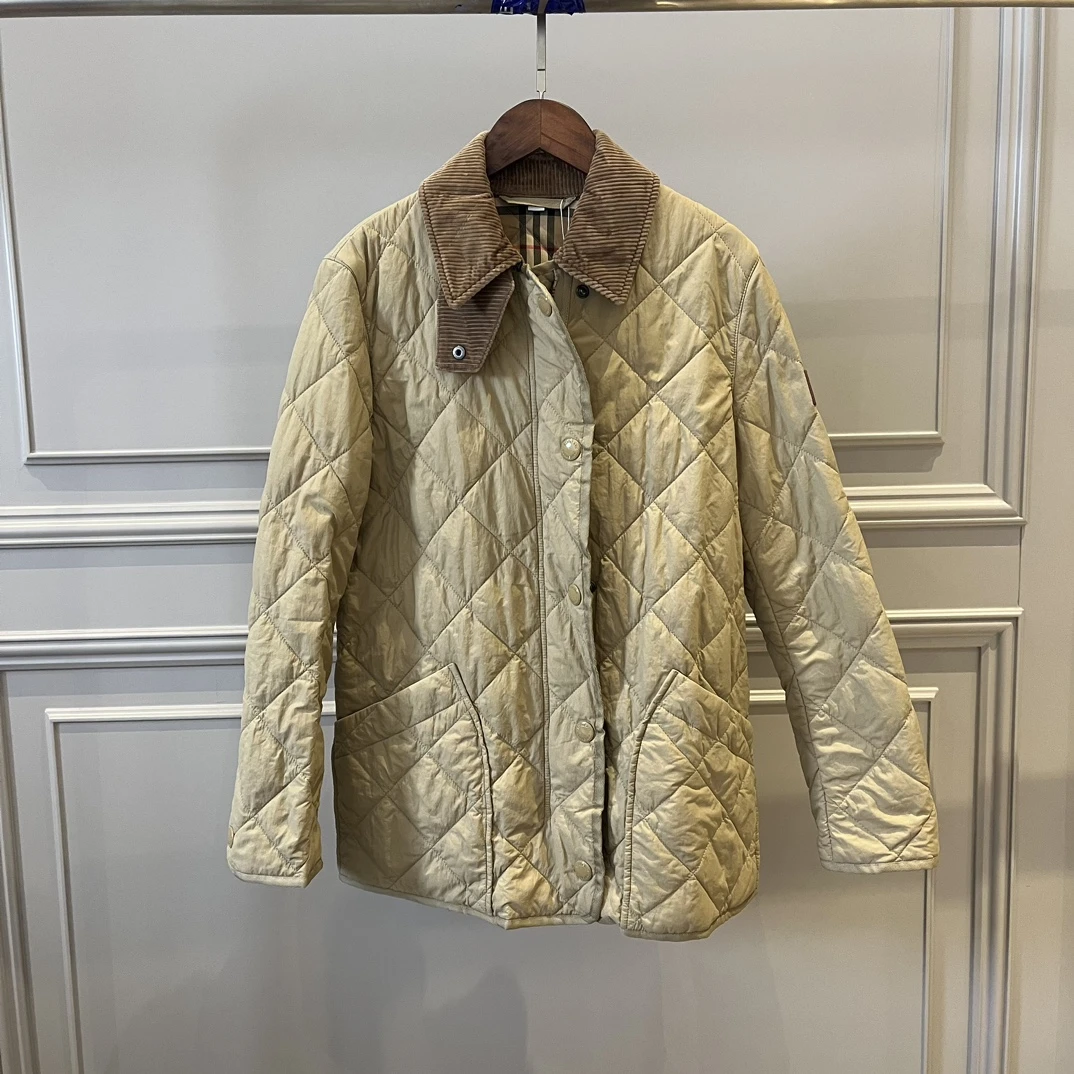 Burberry风衣/xs码/95新/11892