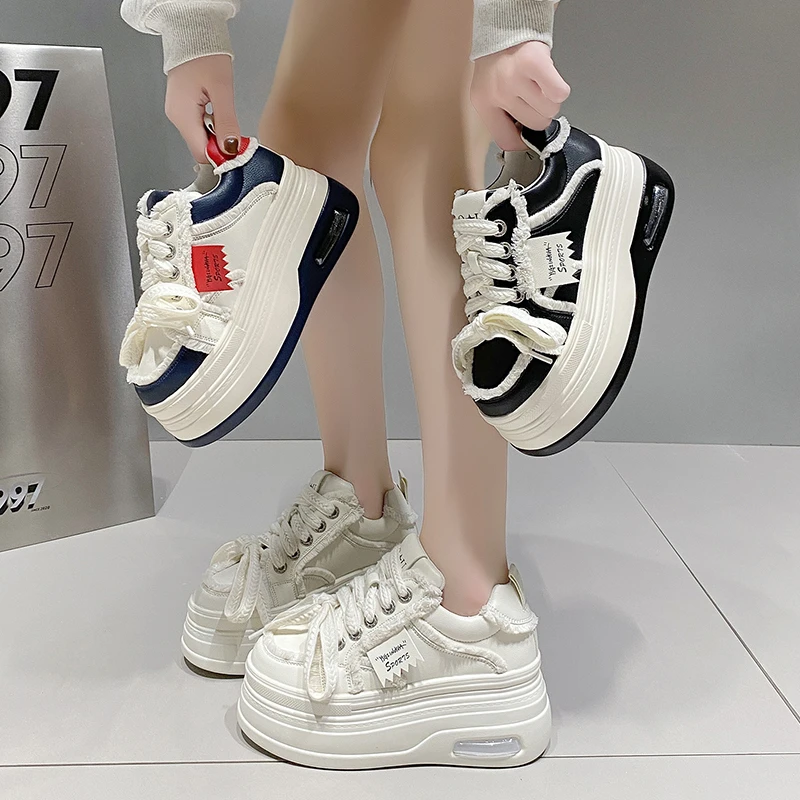 老爹鞋增高8cm2025年小白鞋女秋季新款轻便松糕鞋小个子厚底板鞋