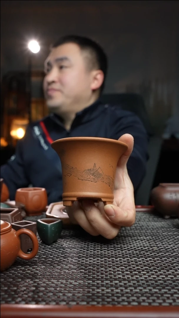 【闪购商品】紫砂花盆1虫干