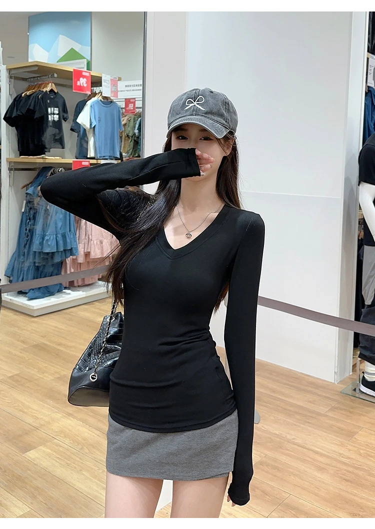 2024新款秋冬V领长袖T恤女早秋掐腰显胸辣妹内搭修身上衣