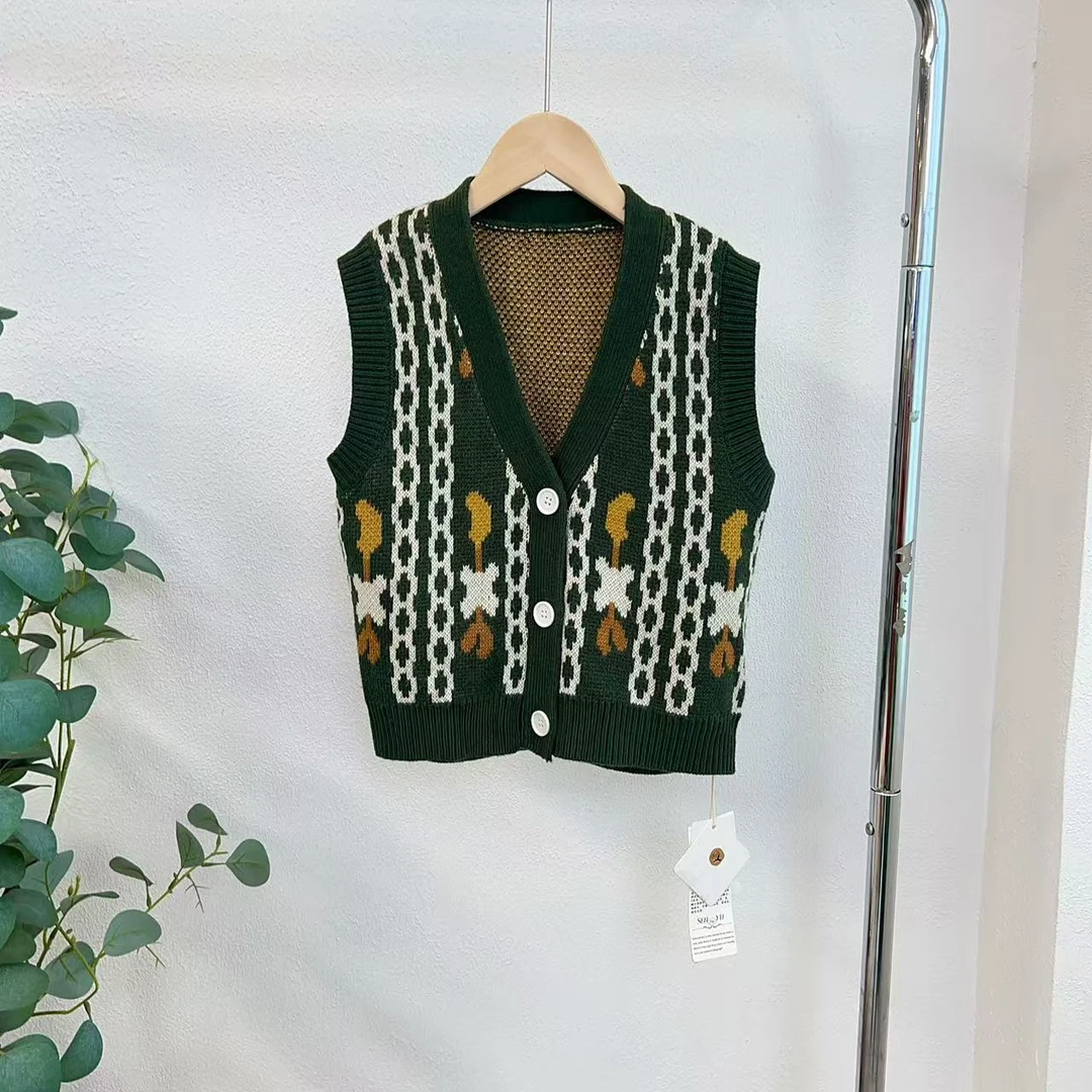 3796森墨绿针织毛衫