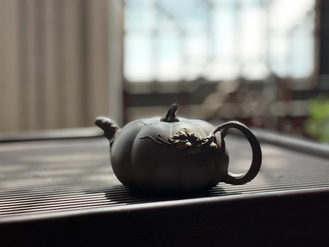 黄龙山原矿七彩老段 全手工制南瓜紫砂壶