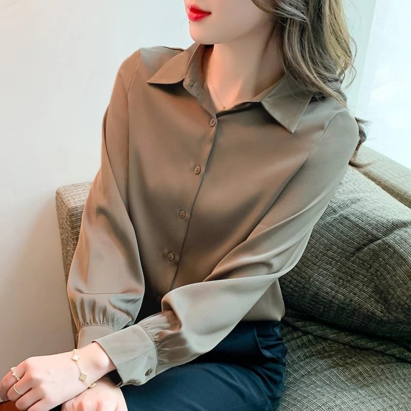 春秋季2025年新款女装时尚百搭缎面衬衫女设计感小众薄款职业衬衣