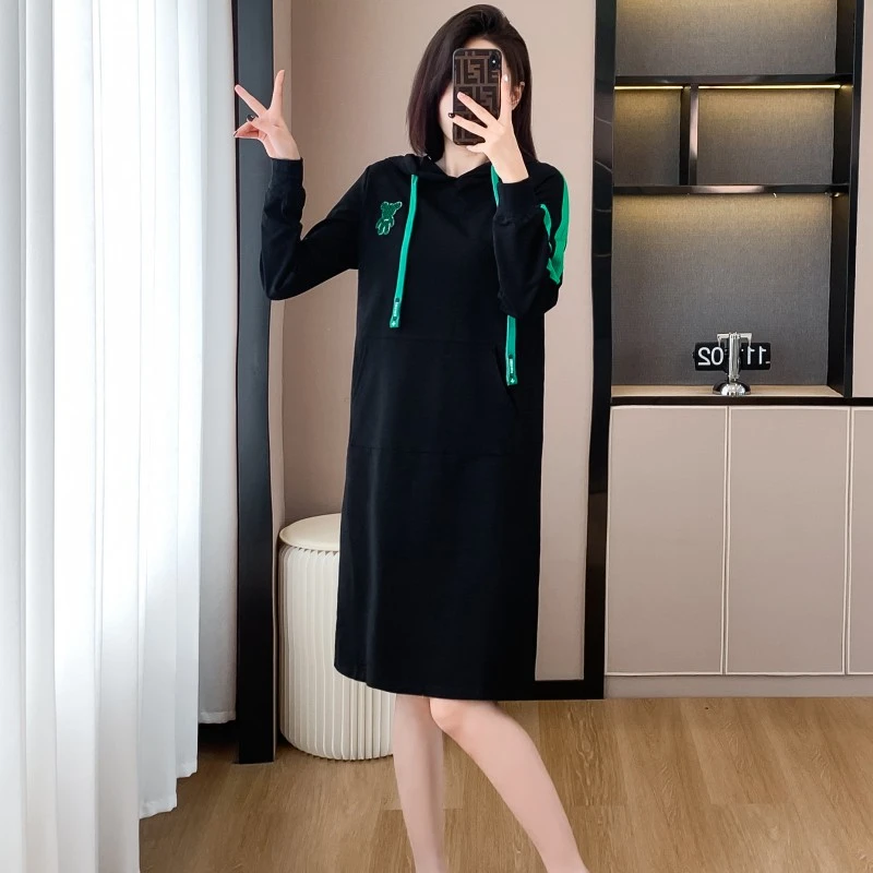 减龄显瘦时尚休闲拼色连帽卫衣裙2025秋冬欧韩中长款连衣裙百搭