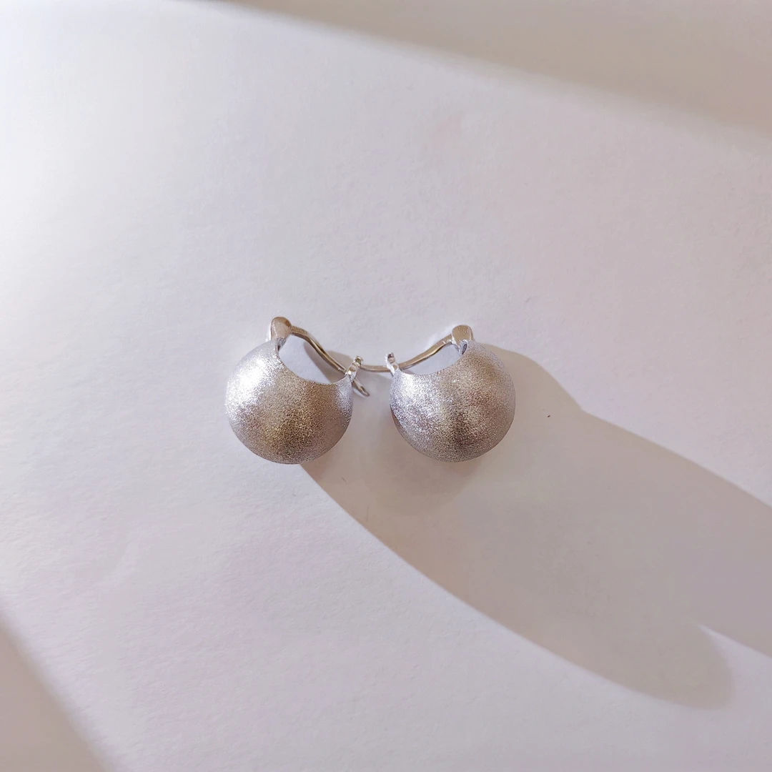 足银耳饰 足银990精工拉丝银闪球小灯泡气质时尚耳扣