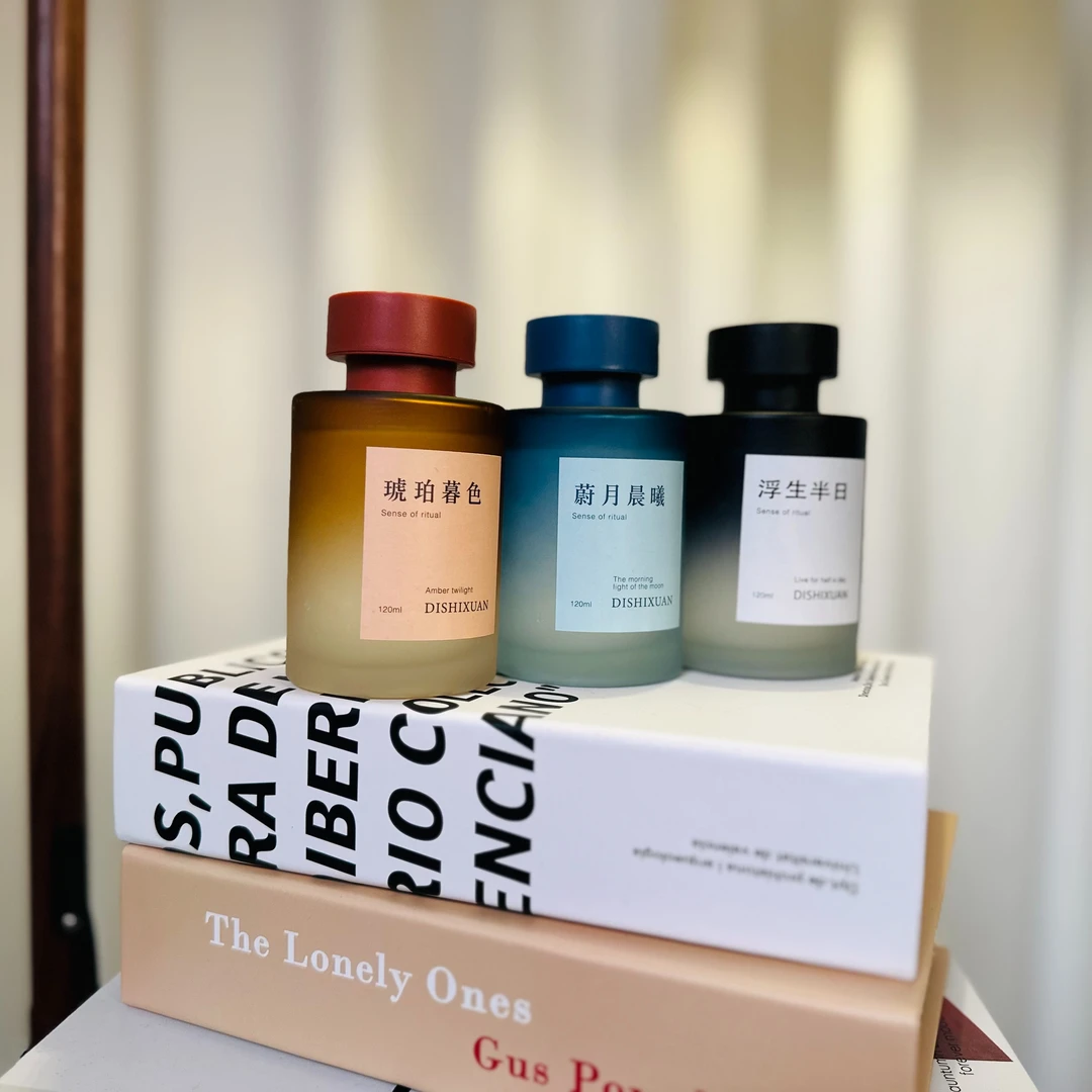 （新疆包邮）车载香薰汽车香水车内除异味持久留香空气清新