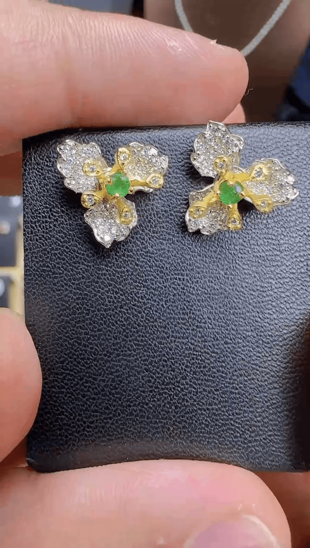 【闪购商品】祖母绿耳饰银S925镶嵌1
