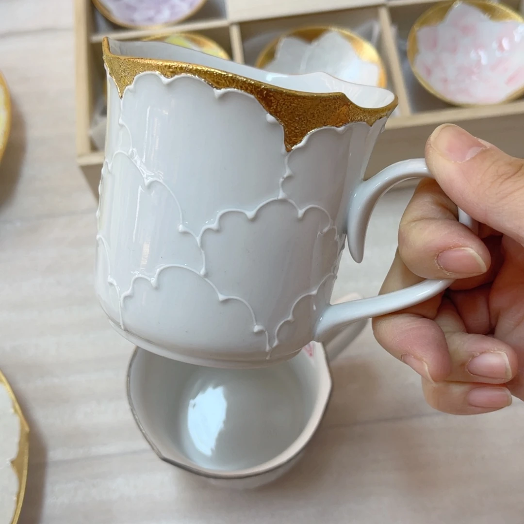 瓷片The first thing