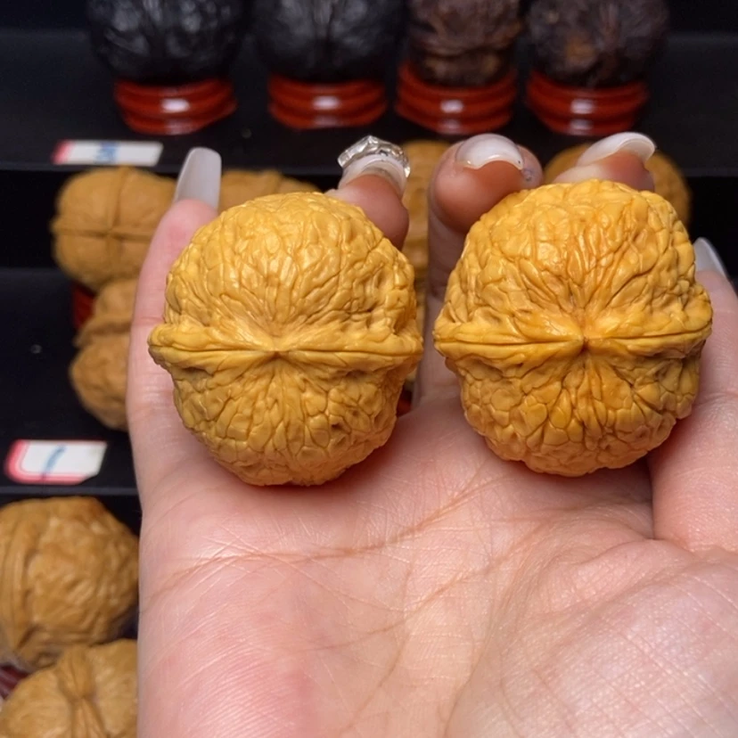 【闪购商品】桃核吊坠11