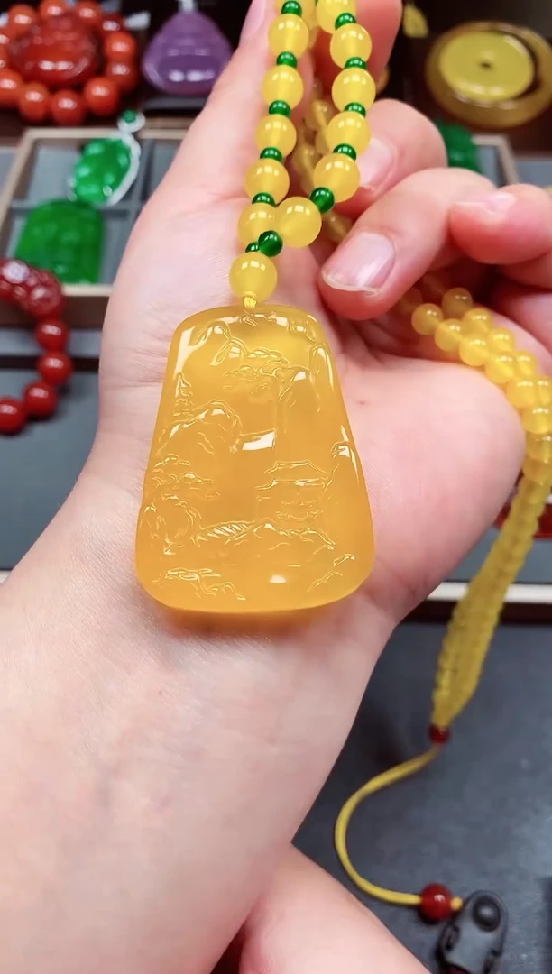 【闪购商品】玛瑙/玉髓颈饰未镶嵌黄山水
