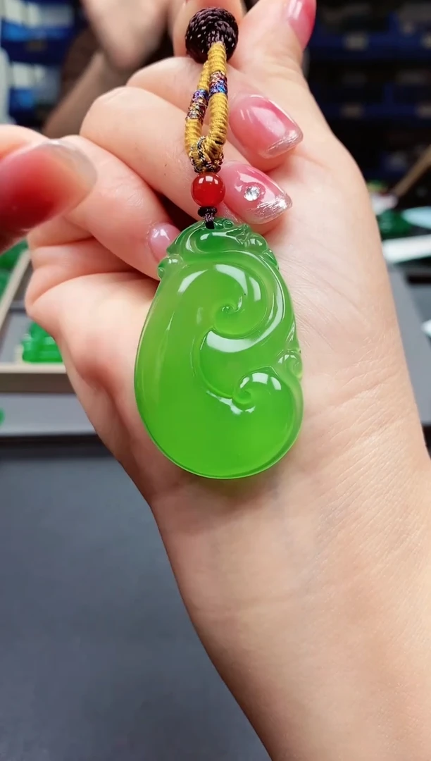 【闪购商品】玛瑙/玉髓颈饰未镶嵌绳子如意