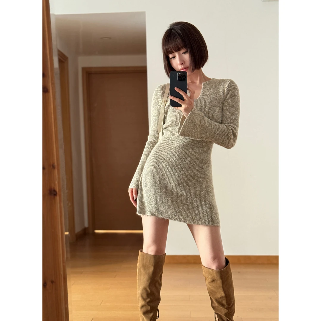 时尚冬季法式复古百搭显瘦长袖针织裙气质修身打底包臀女装连衣裙