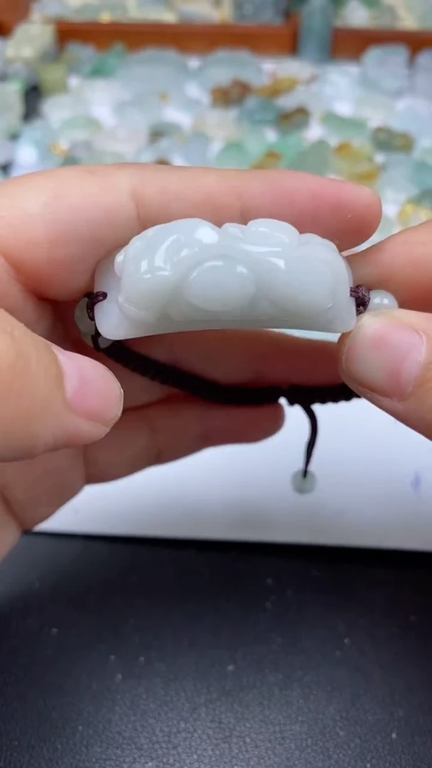 【闪购商品】翡翠颈饰未镶嵌208