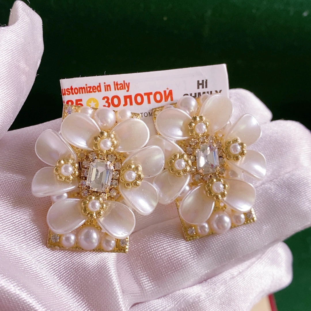 铜合金仿珍珠耳饰 1242个性夸张轻耳钉春季穿搭配饰时尚设计手工