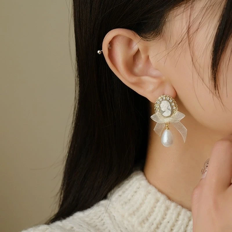 铜合金合成锆石耳饰 海外手工卡梅奥柔纱耳环771时尚气质设计精致