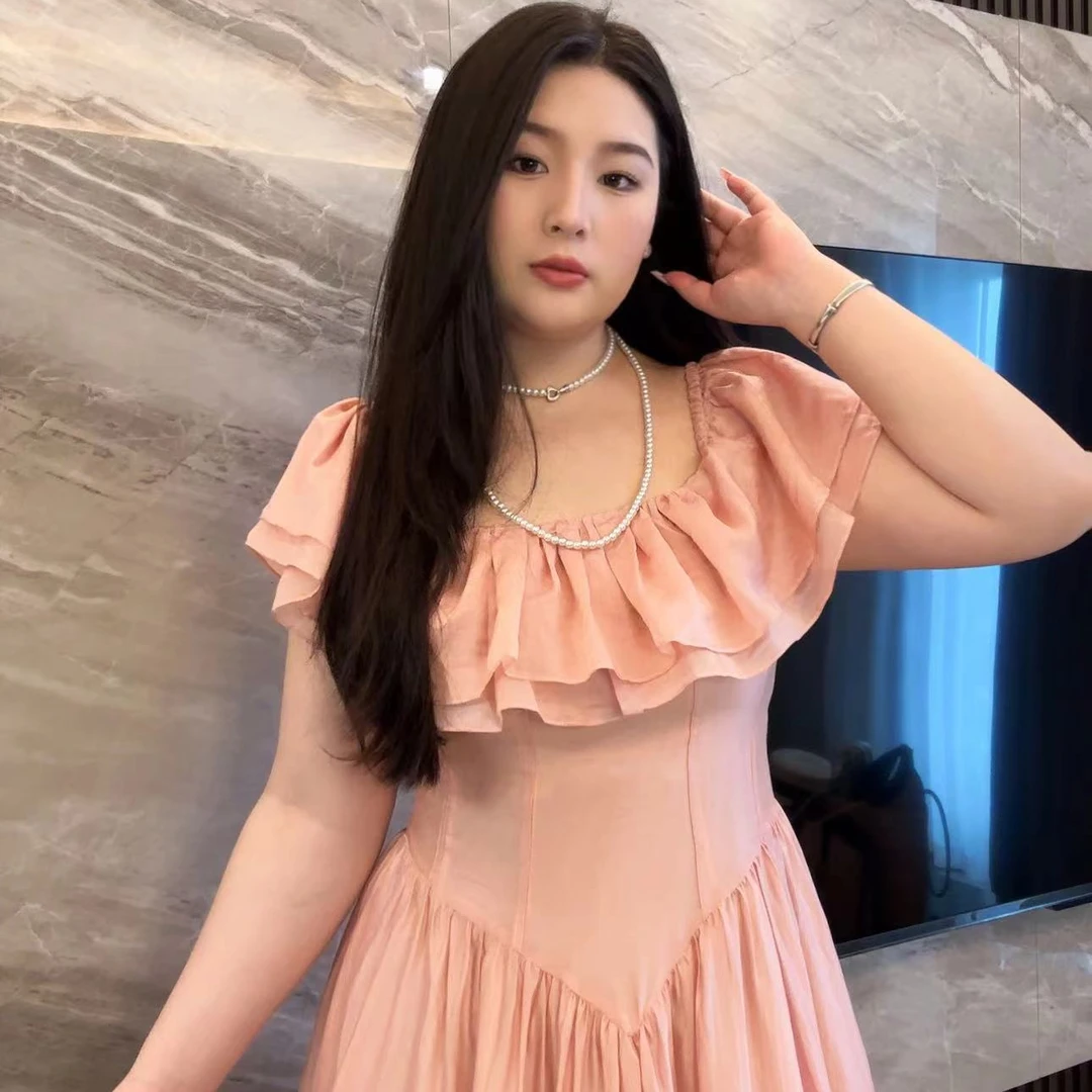 大码女装夏季新款法式温柔茶歇连衣裙胖mm显瘦复古露肩度假风长裙