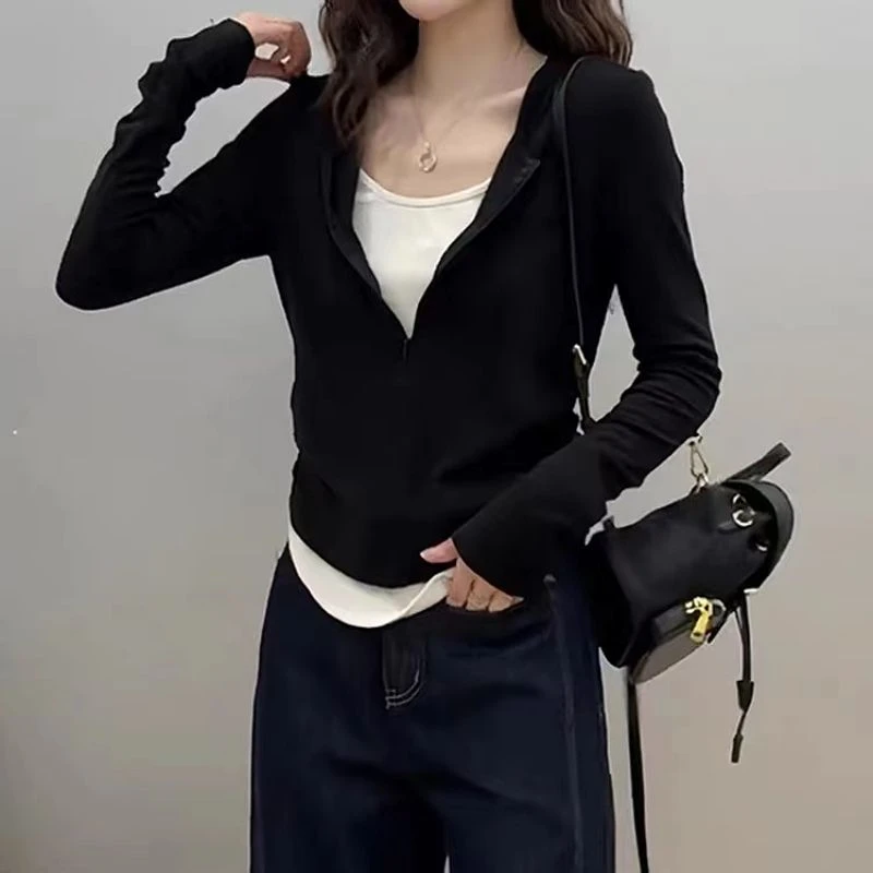 高级时尚假两件长袖打底衫T恤女春秋新款显瘦设计感拼色内搭上衣