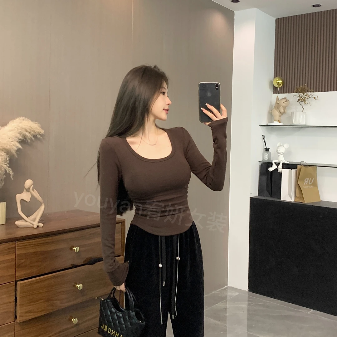 2025秋冬新款纯色侧边褶皱设计U领磨毛长袖T恤百搭辣妹打底衫上衣