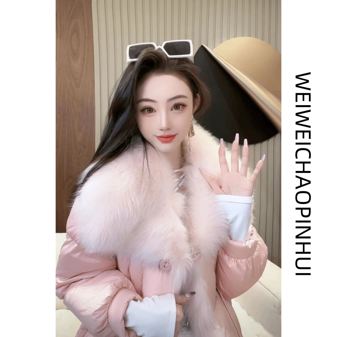 意模【薇薇高端欧货】冬季时尚狐狸毛翻领抽绳鹅绒羽绒服 61251239